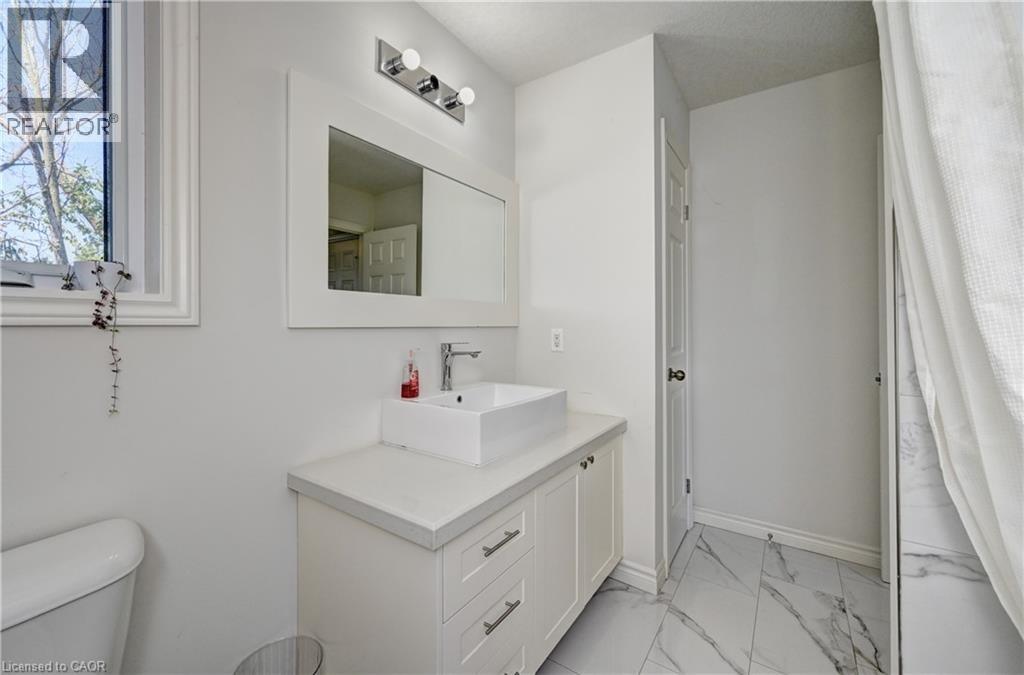 Photo 5 of 164 Heiman Street Unit 7 C, Kitchener ON