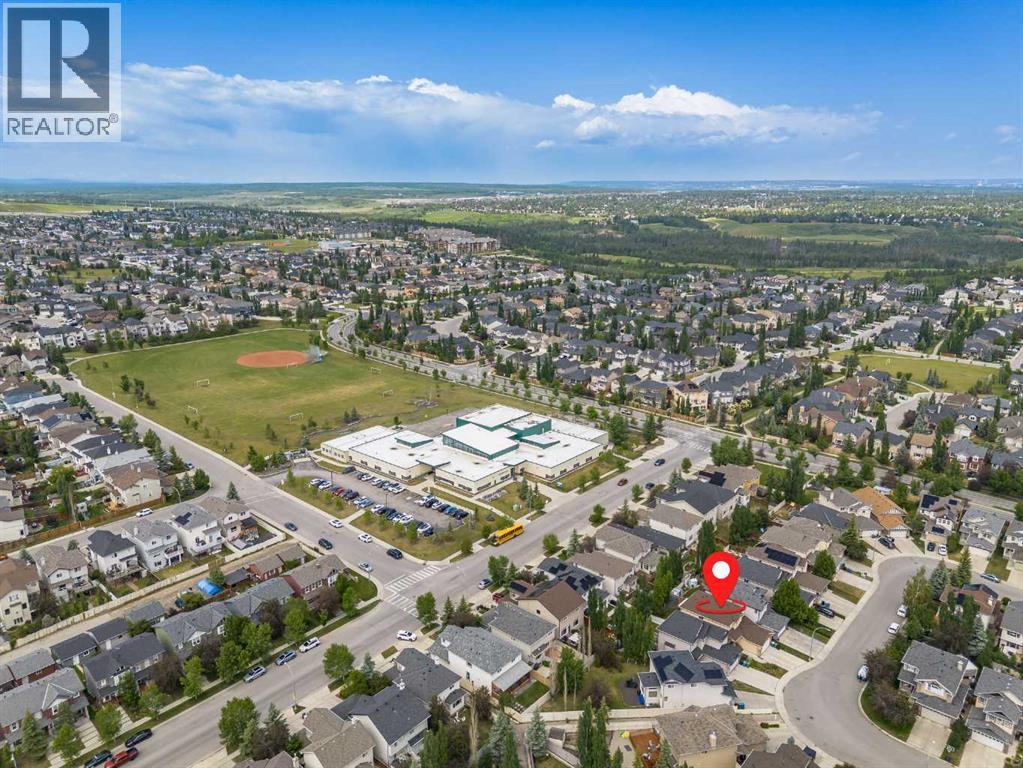 Single Family House for Sale in  Everwillow Park SW Evergreen Calgary 