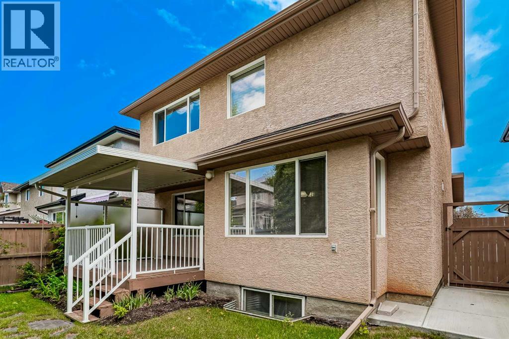 Single Family House for Sale in  Everwillow Park SW Evergreen Calgary 