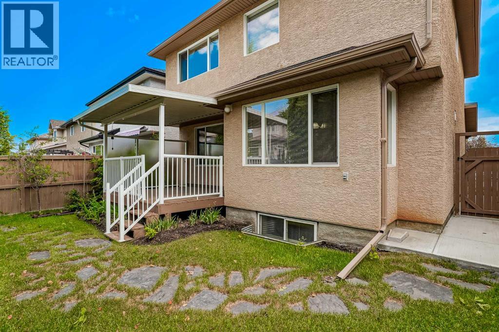 Single Family House for Sale in  Everwillow Park SW Evergreen Calgary 