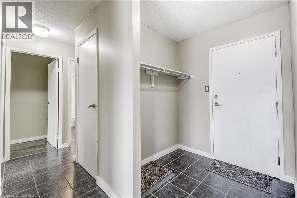 Photo 33 of 271 Eiwo Court Unit 306, Waterloo ON