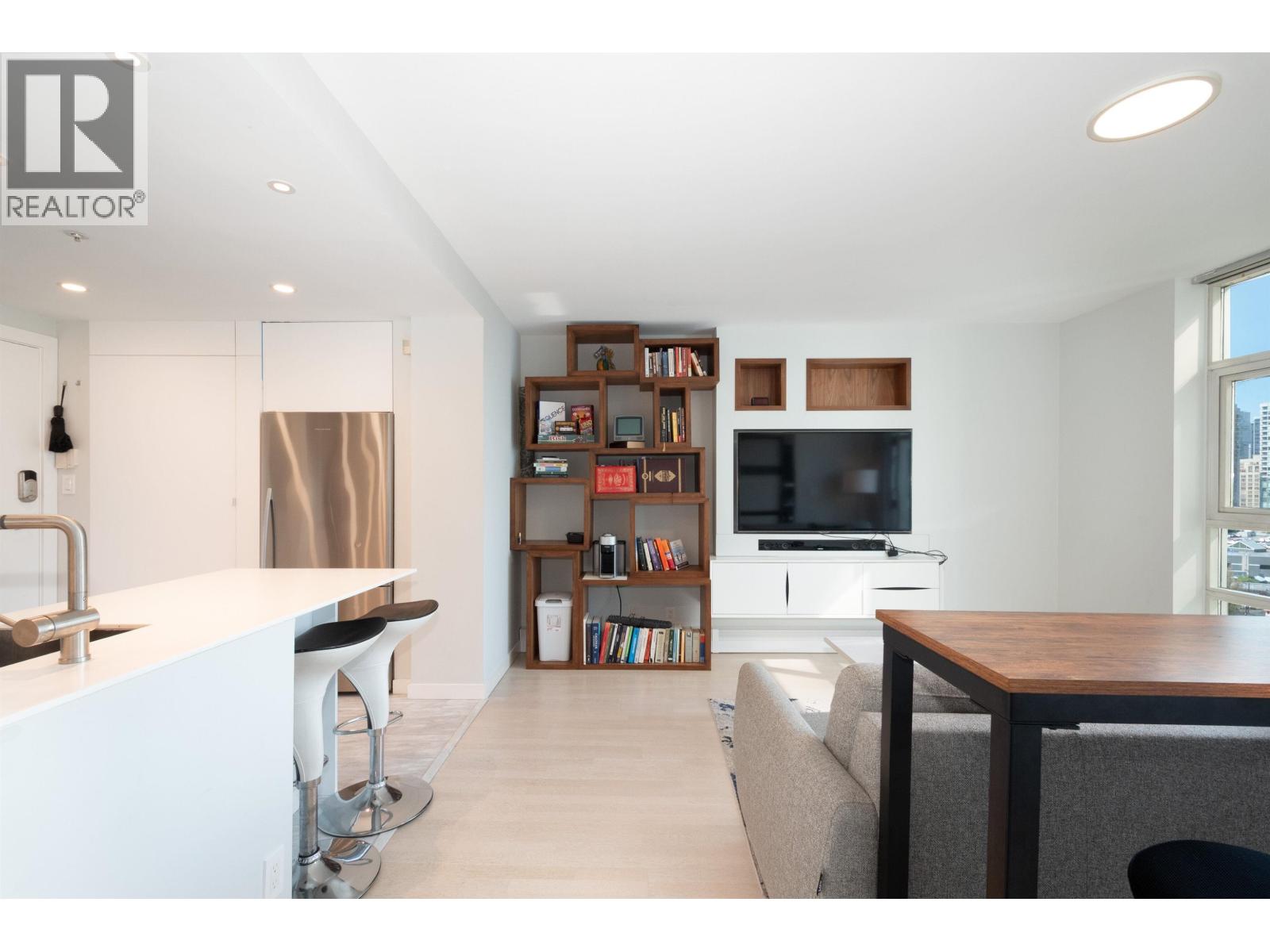 Photo 6 of 1703 198 Aquarius Mews, Vancouver BC