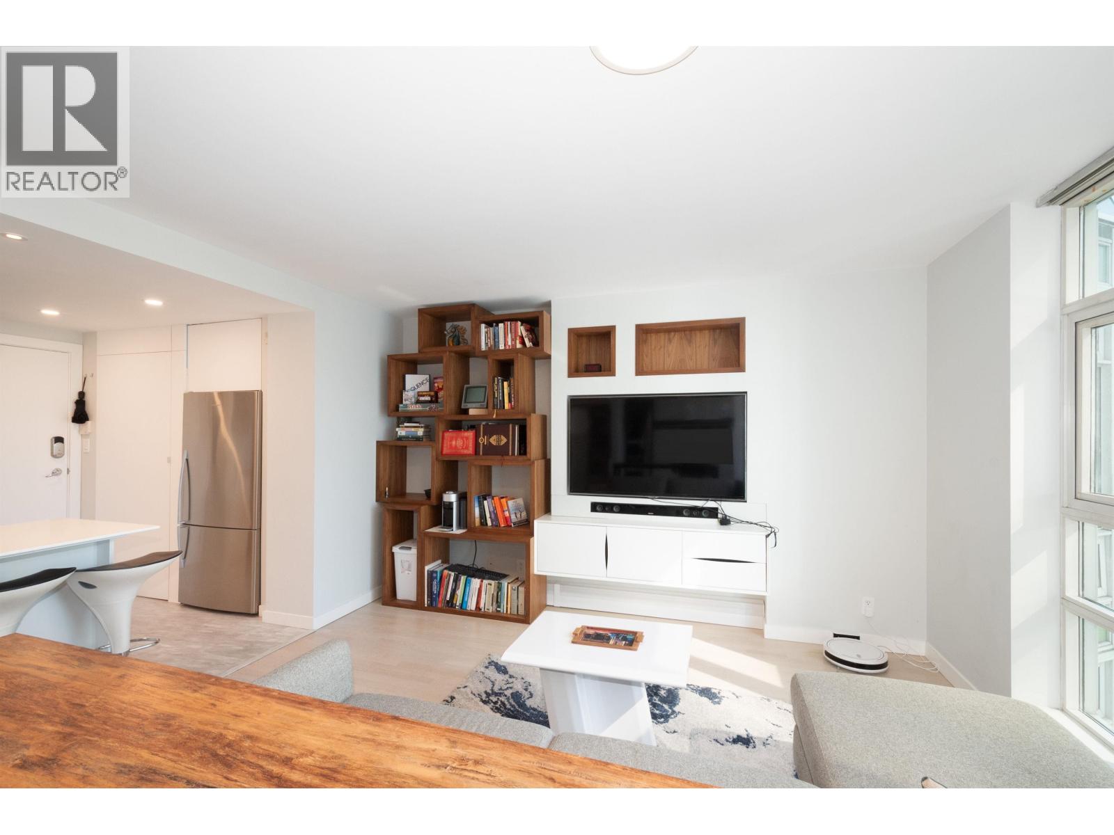 Photo 5 of 1703 198 Aquarius Mews, Vancouver BC