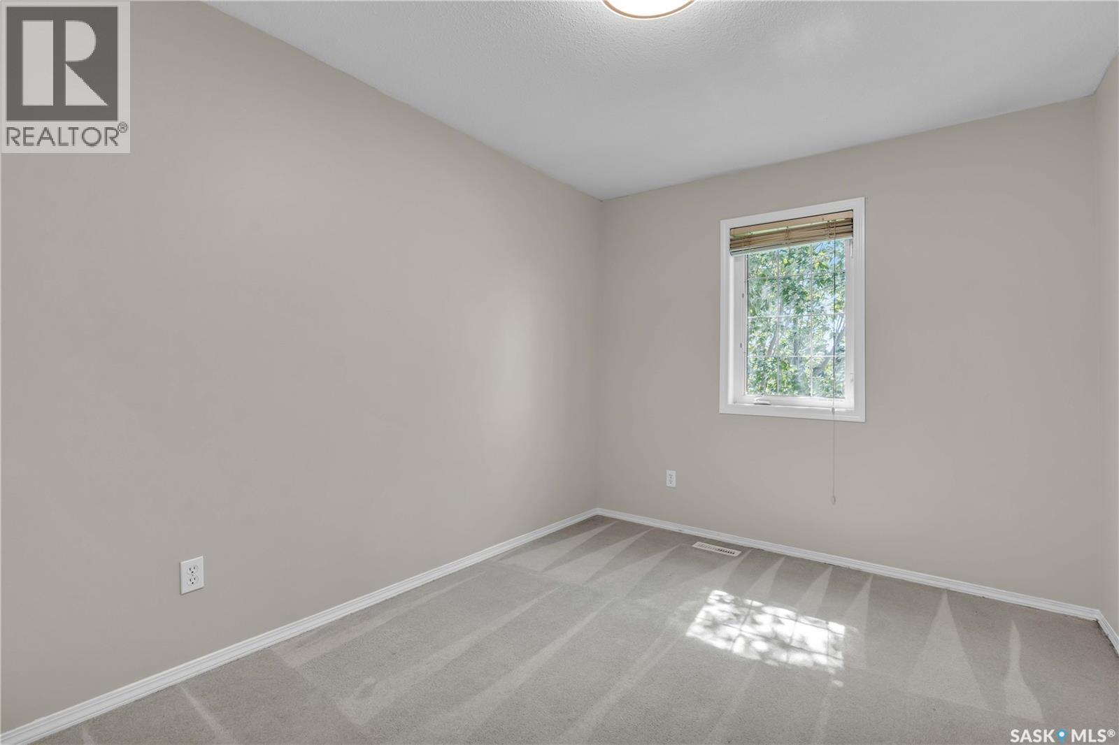 Single Family House 2 Level for Sale in   Keevil CRESCENT Saskatoon 
