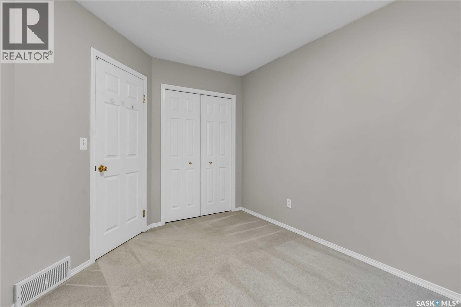 Single Family House 2 Level for Sale in   Keevil CRESCENT Saskatoon 