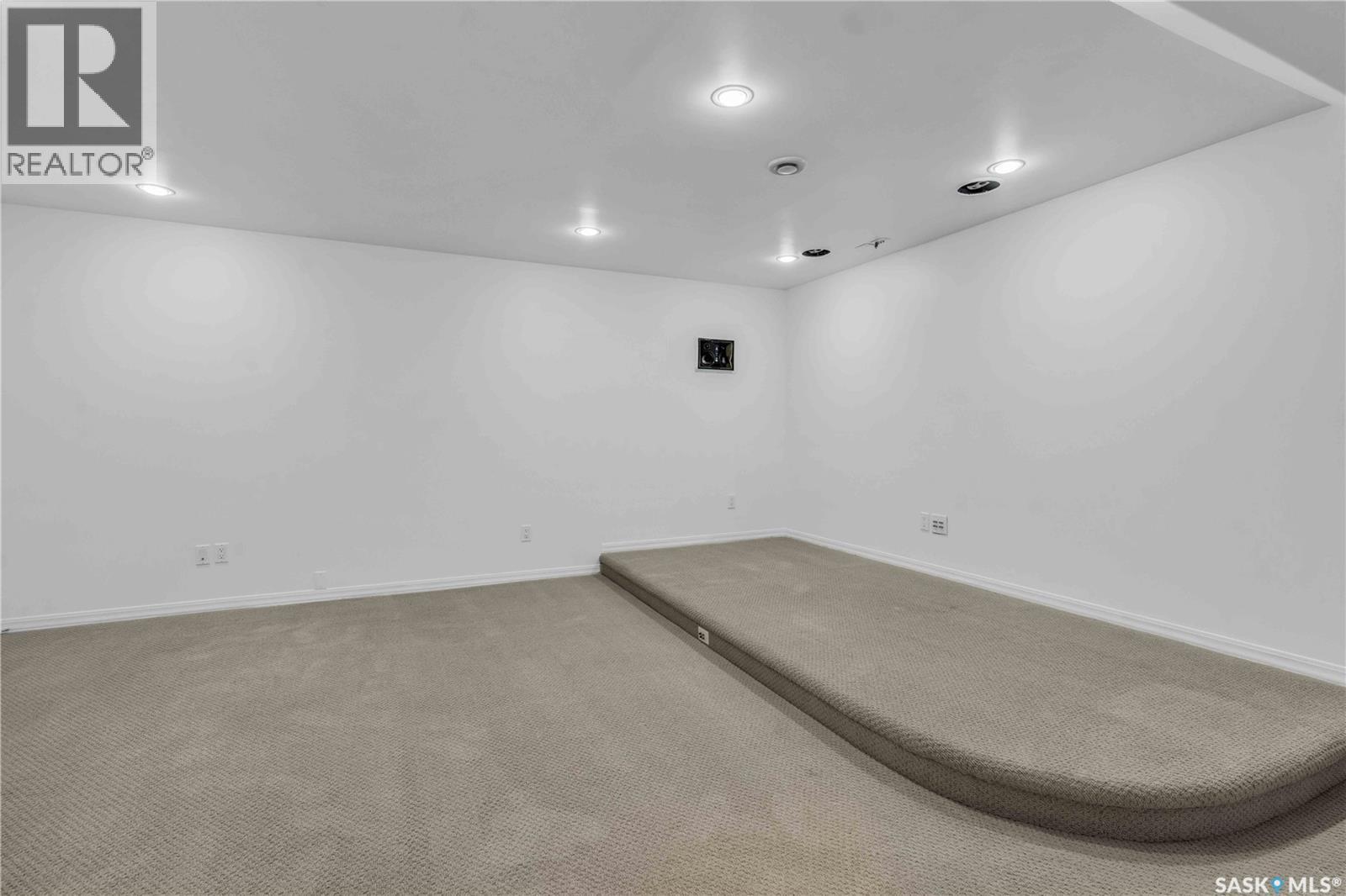 Single Family House 2 Level for Sale in   Keevil CRESCENT Saskatoon 
