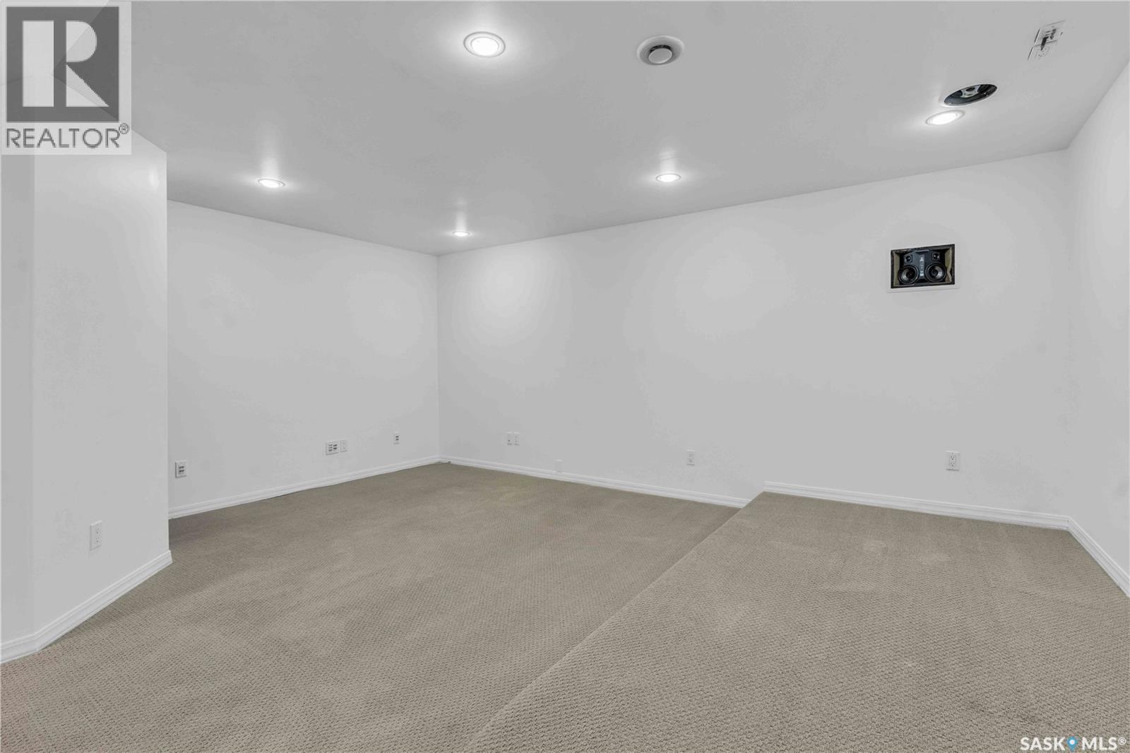 Single Family House 2 Level for Sale in   Keevil CRESCENT Saskatoon 