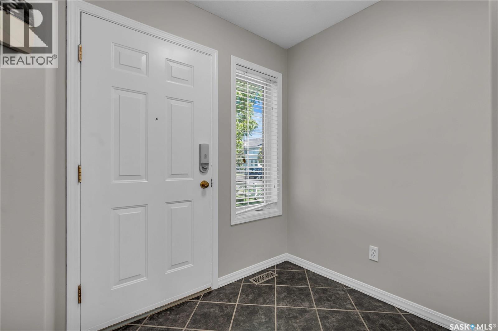 Single Family House 2 Level for Sale in   Keevil CRESCENT Saskatoon 