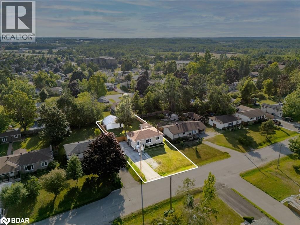 Photo 2 of 7 Leach Street, Orillia ON