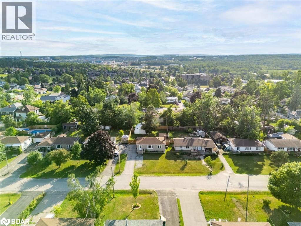 Photo 39 of 7 Leach Street, Orillia ON
