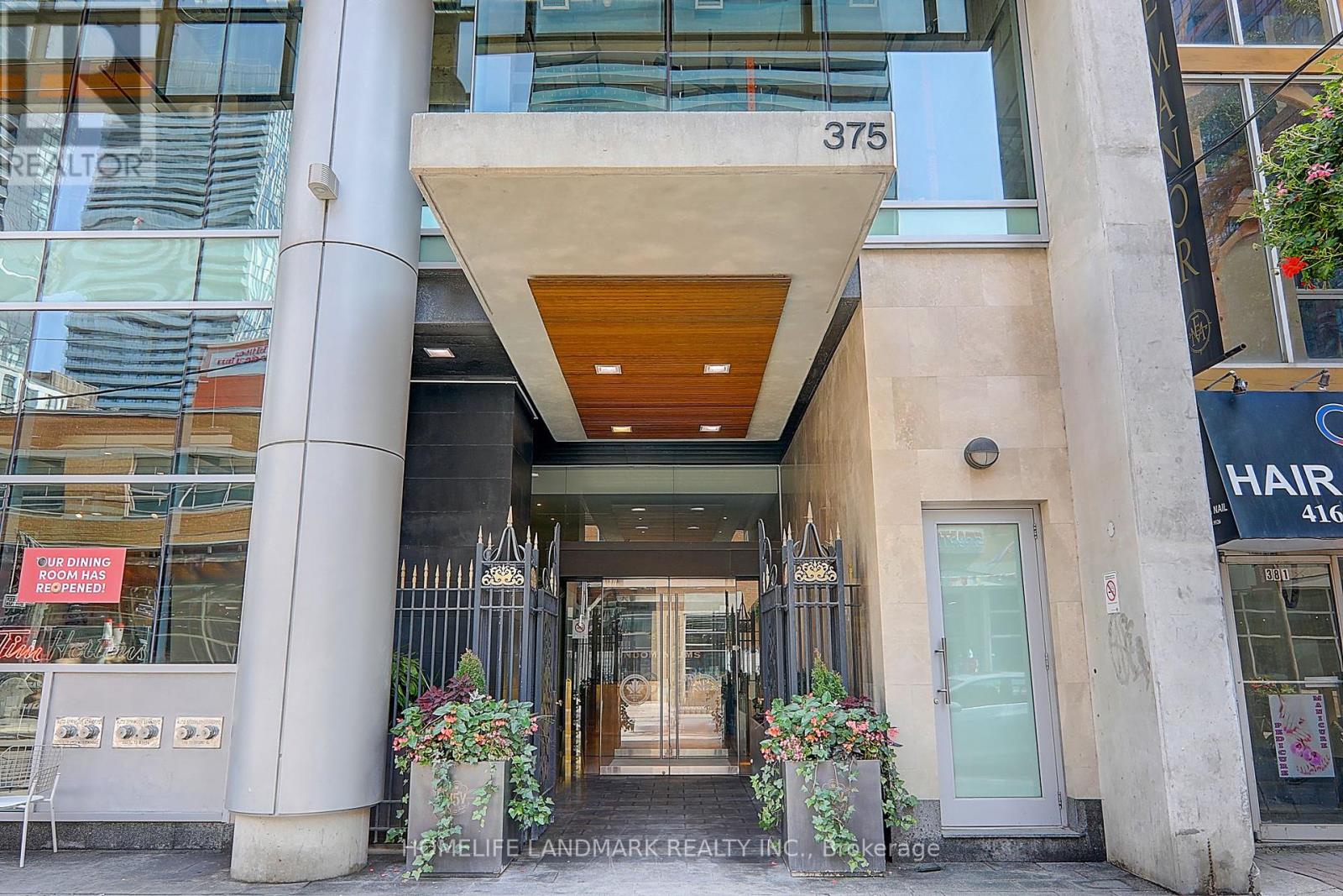 Photo 2 of 3103 375 King Street W, Toronto ON