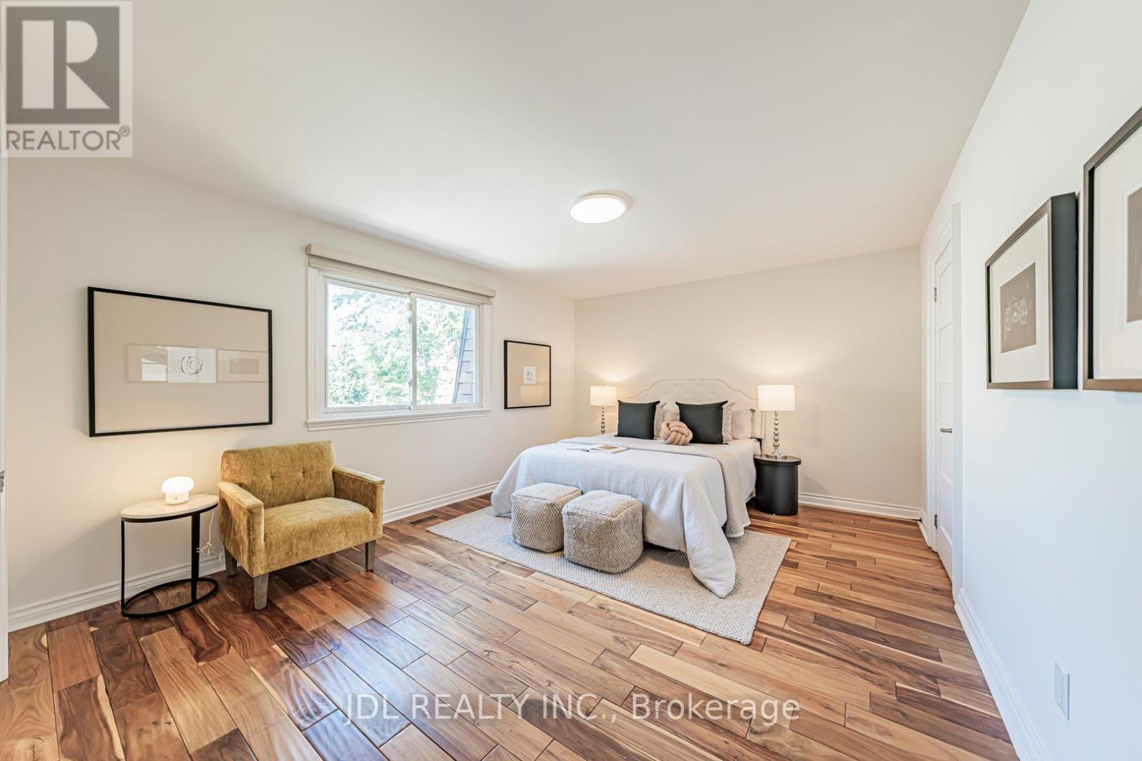 Photo 38 of 2431 Jarvis Street S, Mississauga ON