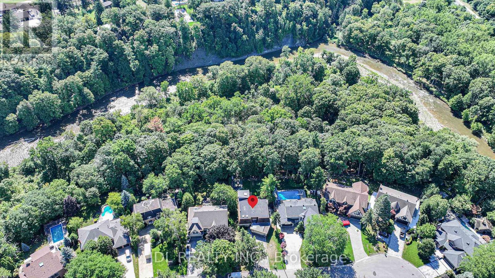 Photo 4 of 2431 Jarvis Street S, Mississauga ON