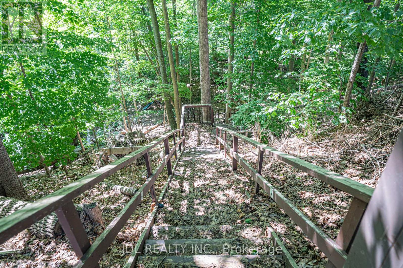 Photo 49 of 2431 Jarvis Street S, Mississauga ON