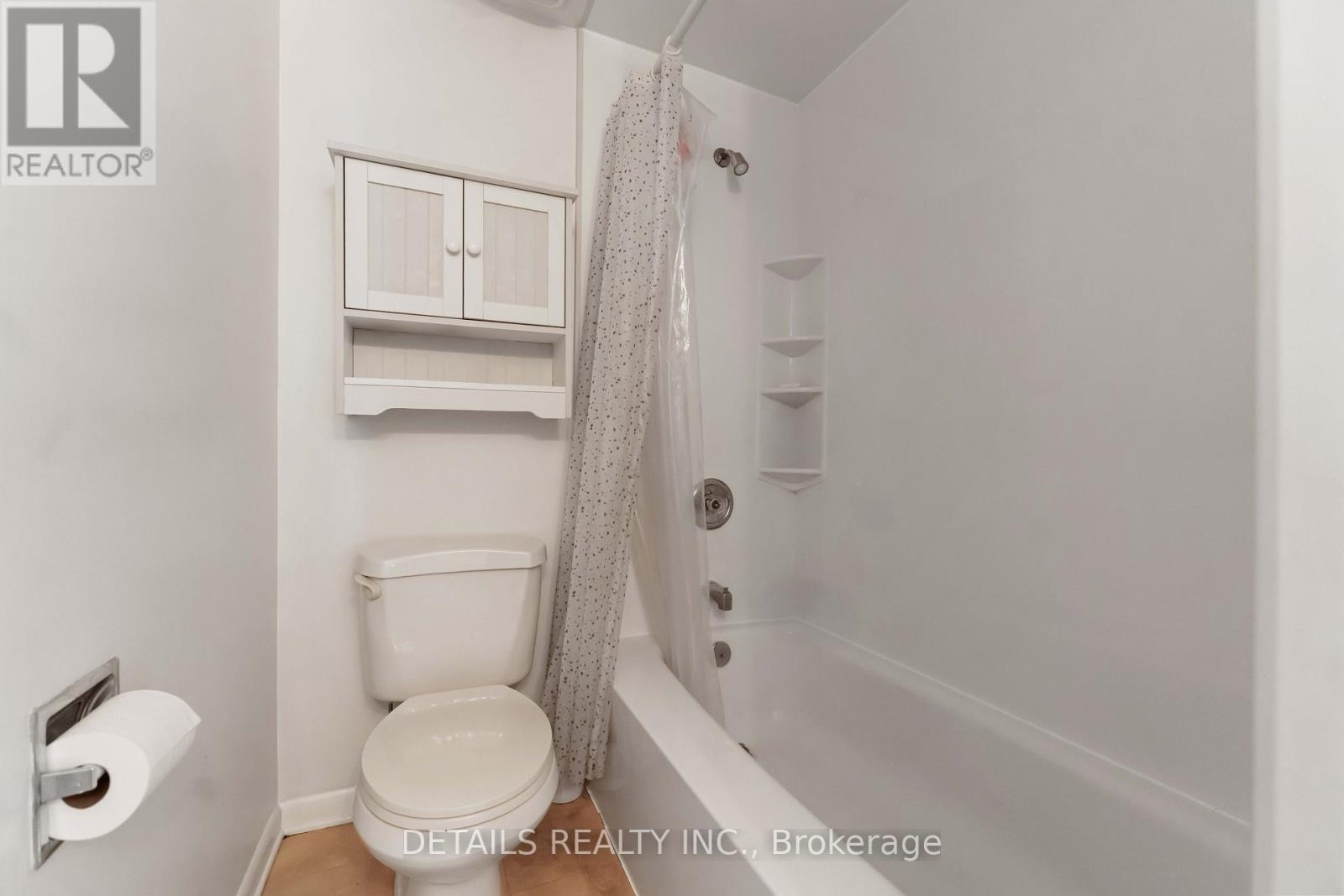 Photo 22 of 70 43 Stokes Crescent, Ottawa ON