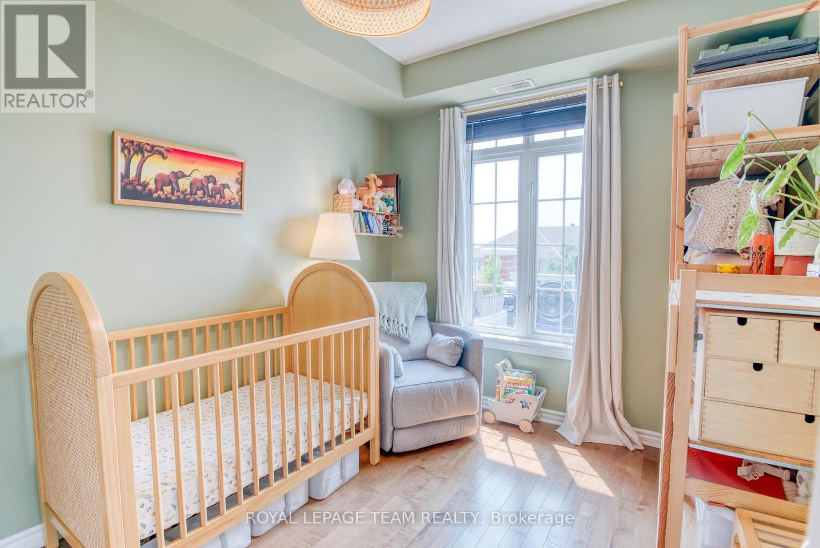 Photo 18 of 159 Eye Bright Crescent, Ottawa ON