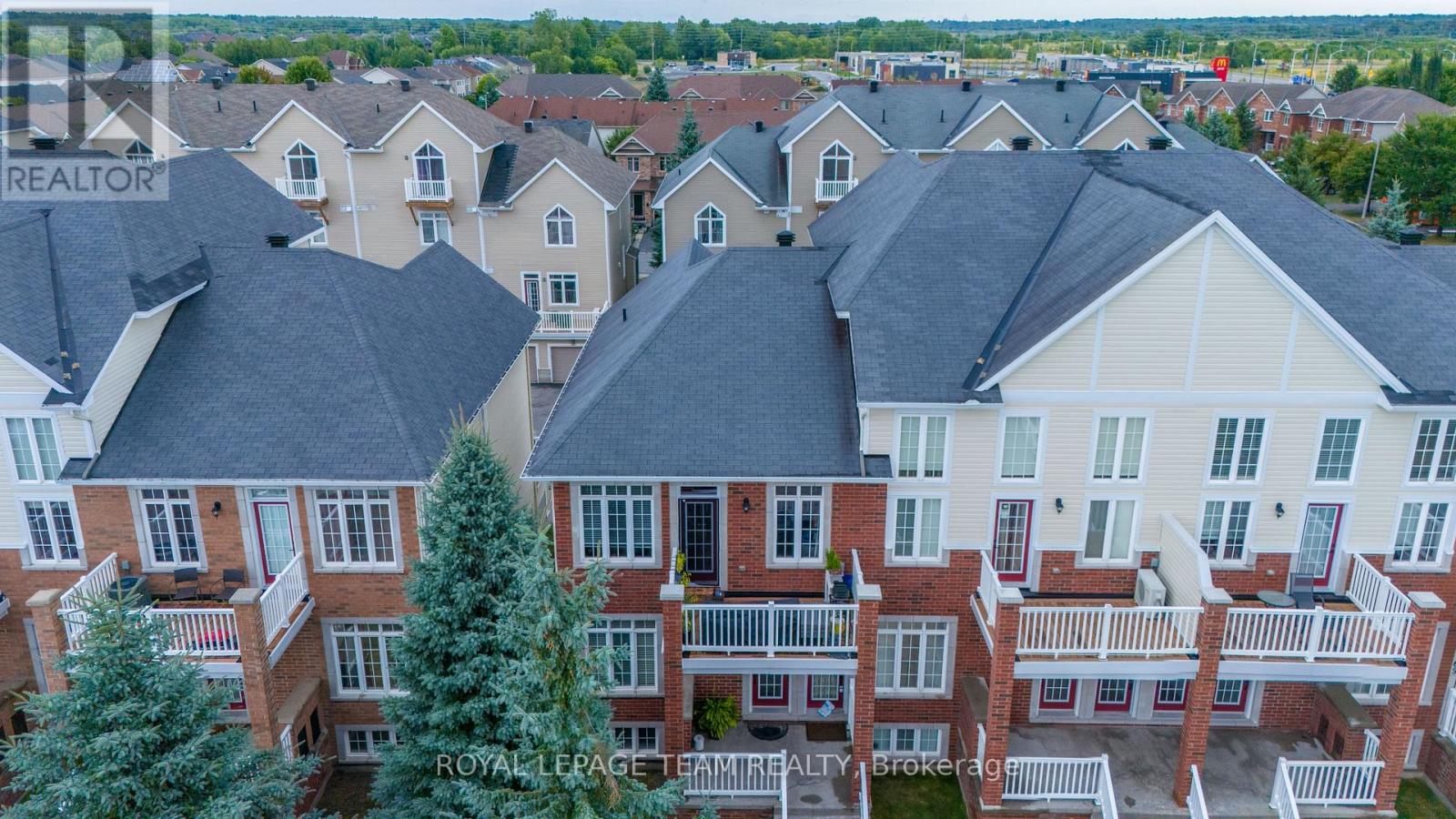 Photo 25 of 159 Eye Bright Crescent, Ottawa ON