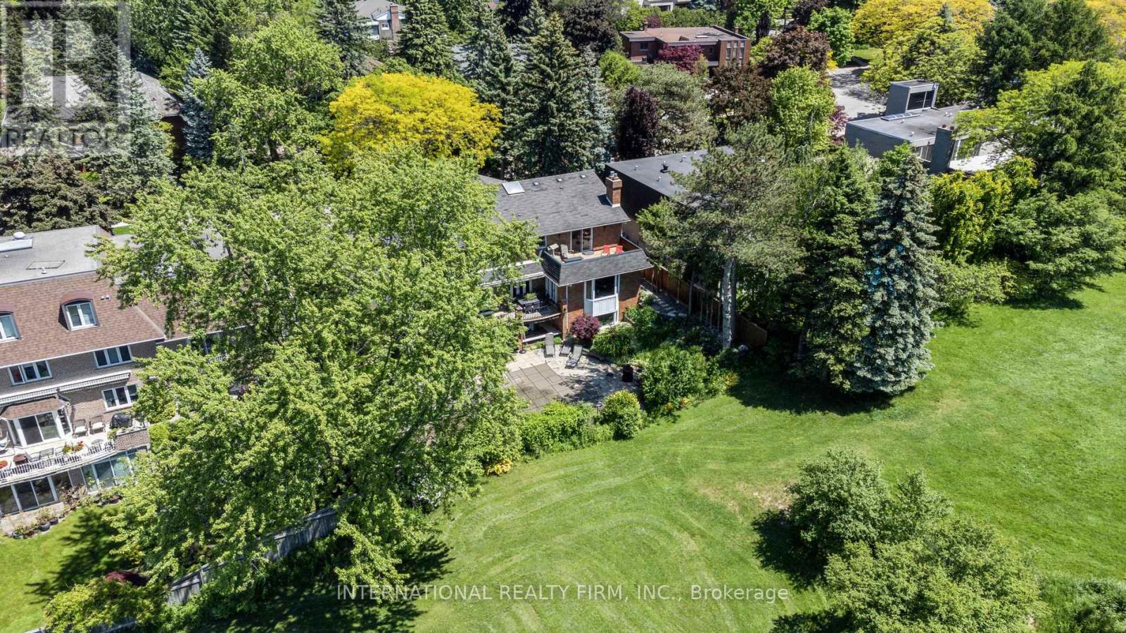 Photo 27 of 6 Penwood Crescent, Toronto ON