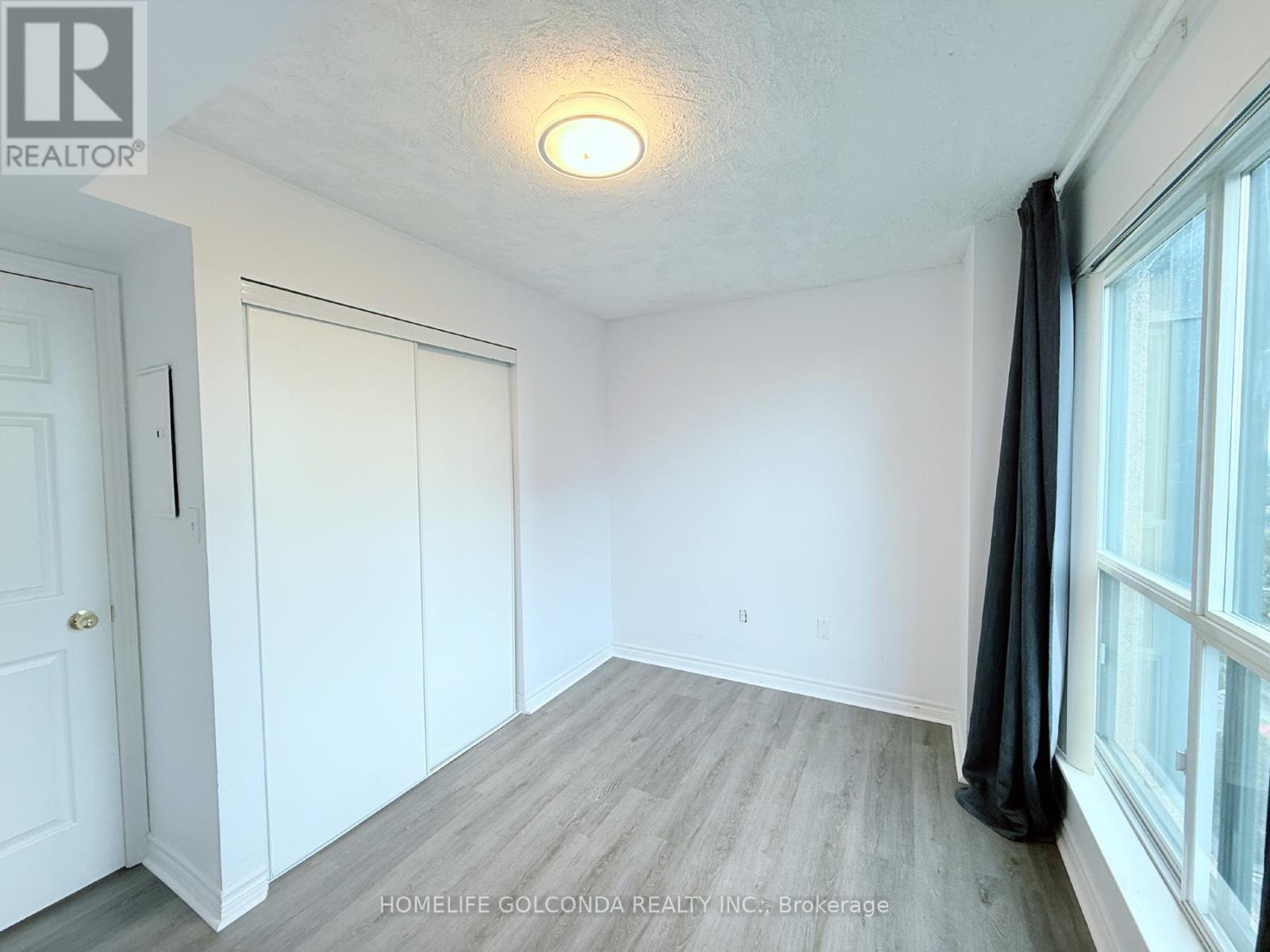 Photo 18 of 2306 7 Lorraine Drive, Toronto ON