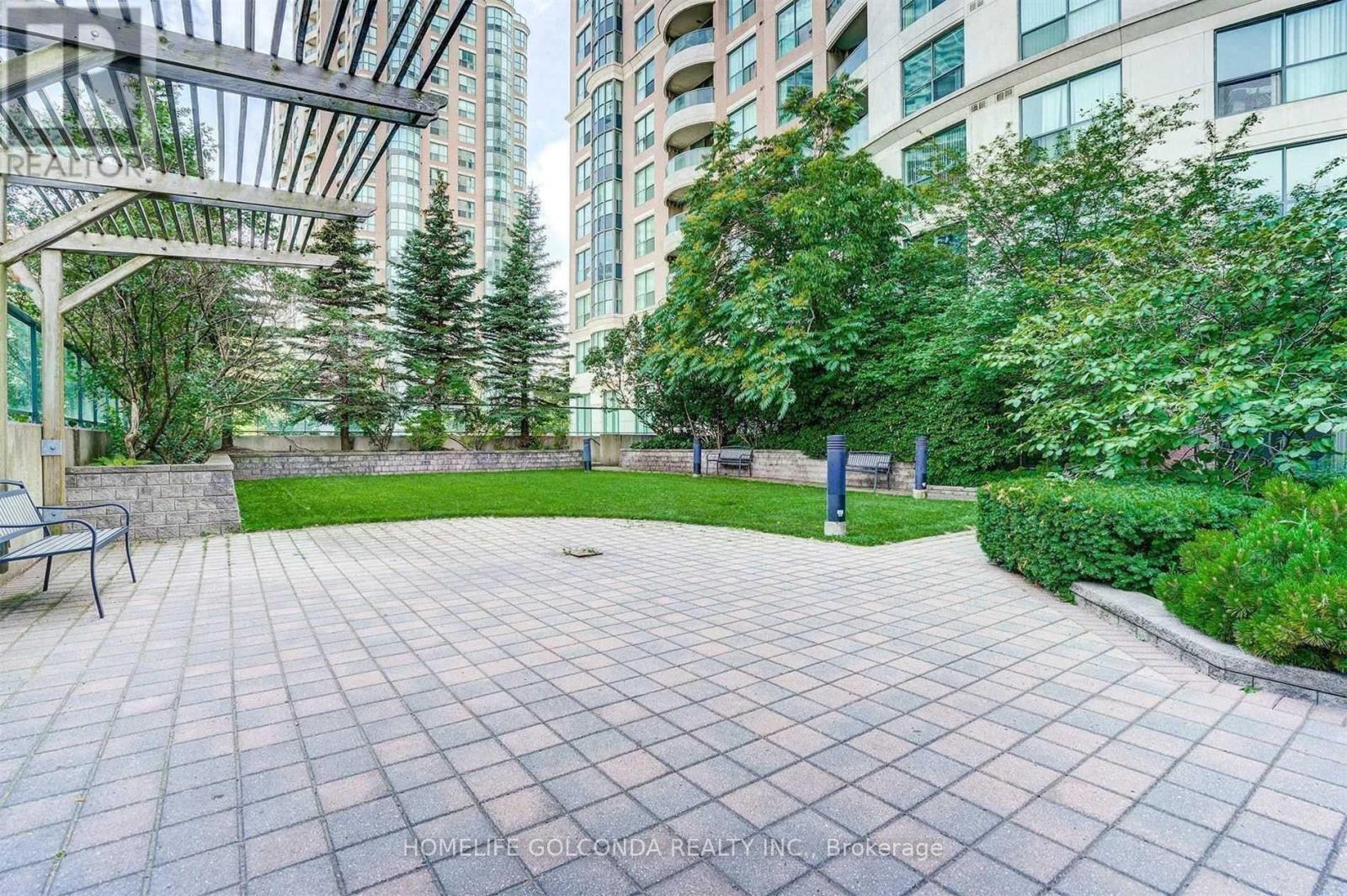 Photo 38 of 2306 7 Lorraine Drive, Toronto ON