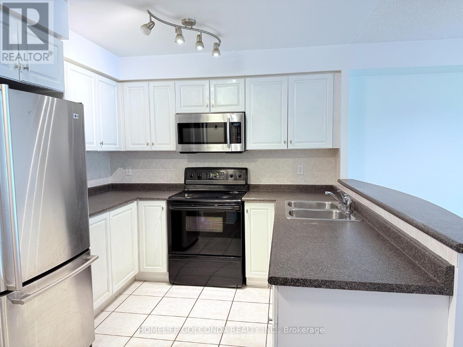 Photo 5 of 2306 7 Lorraine Drive, Toronto ON