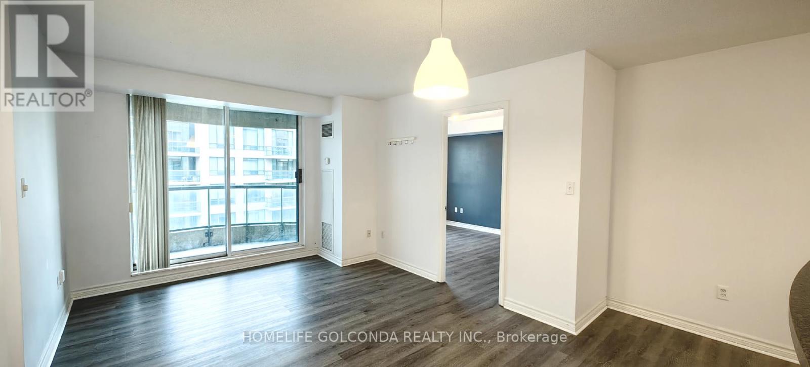 Photo 7 of 2306 7 Lorraine Drive, Toronto ON