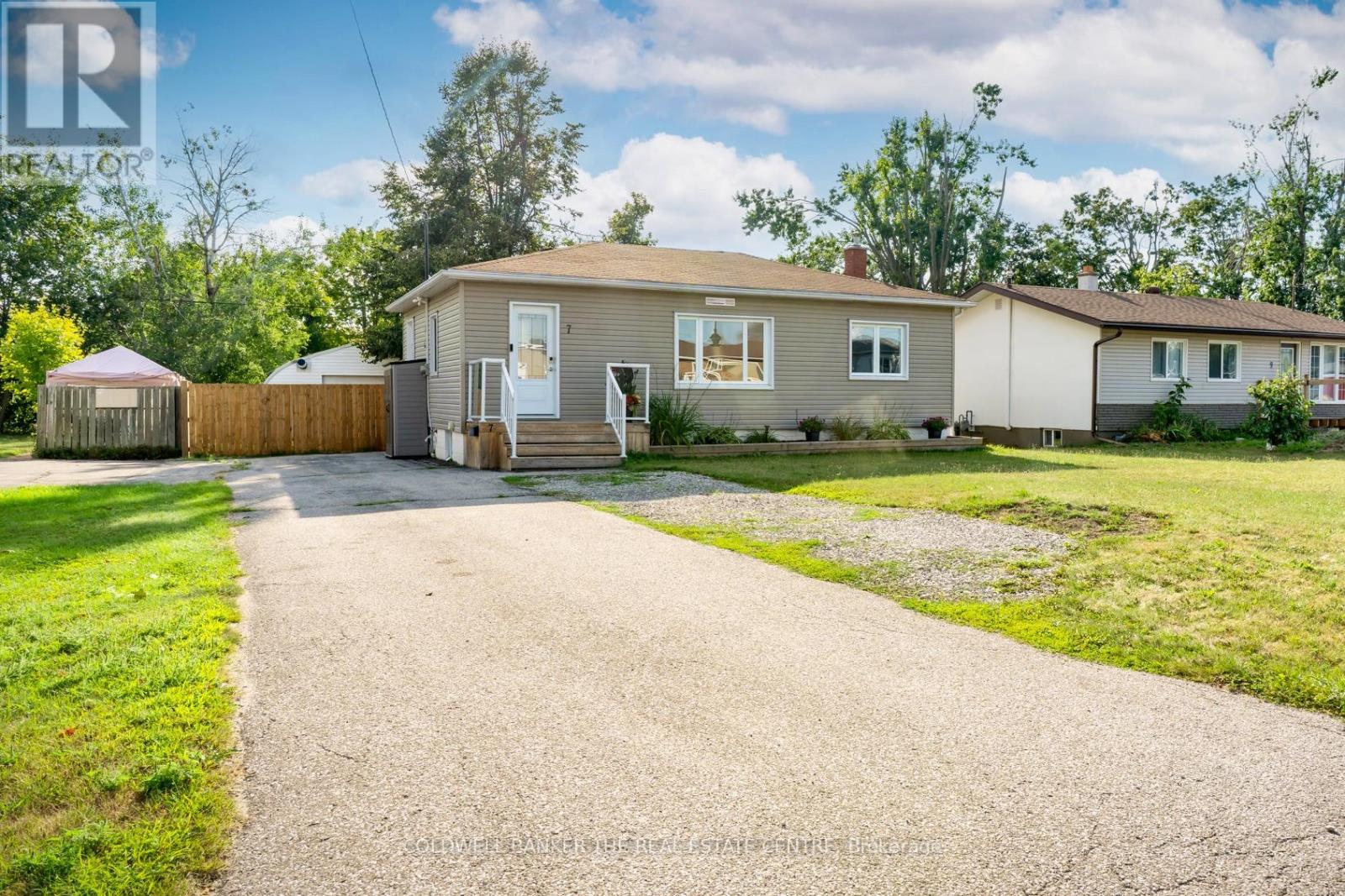 Photo 1 of 7 Leach Street, Orillia ON