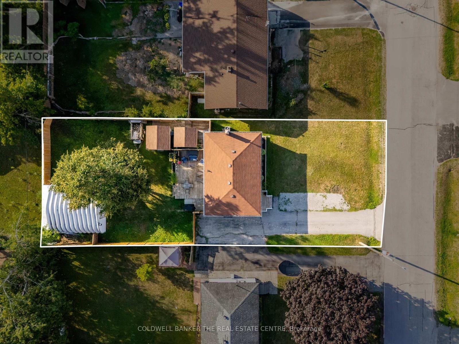 Photo 40 of 7 Leach Street, Orillia ON