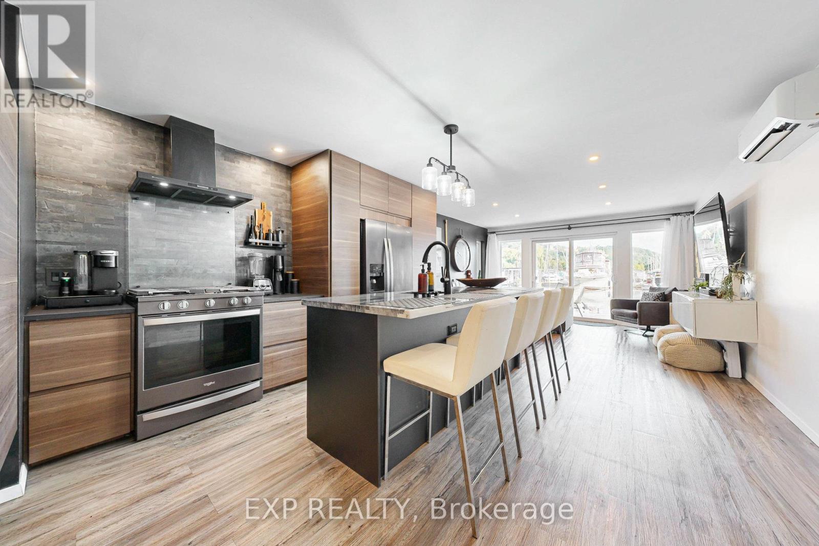 Photo 14 of 2 7 Brimley Road S, Toronto ON