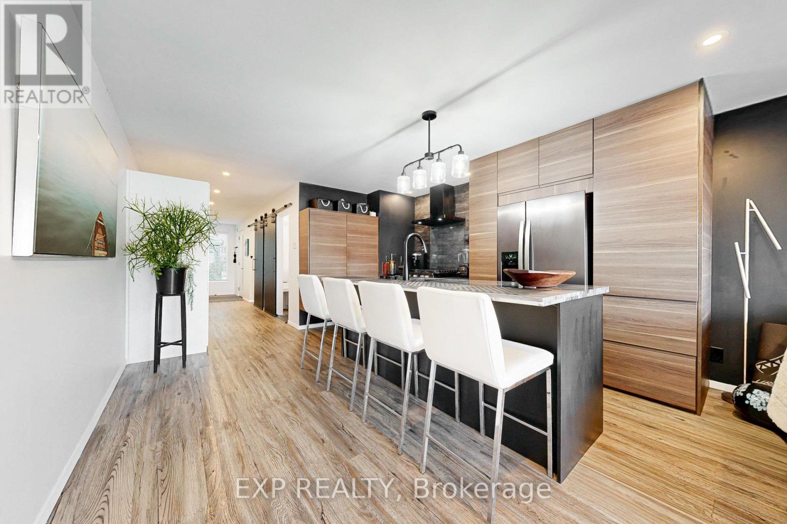 Photo 19 of 2 7 Brimley Road S, Toronto ON