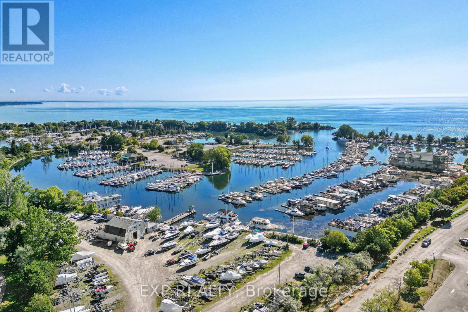 Photo 32 of 2 7 Brimley Road S, Toronto ON