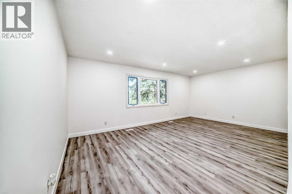 Single Family House Bungalow for Sale in   Street NE Thorncliffe Calgary 
