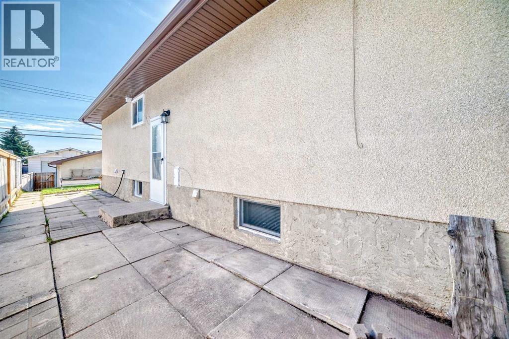 Single Family House Bungalow for Sale in   Street NE Thorncliffe Calgary 