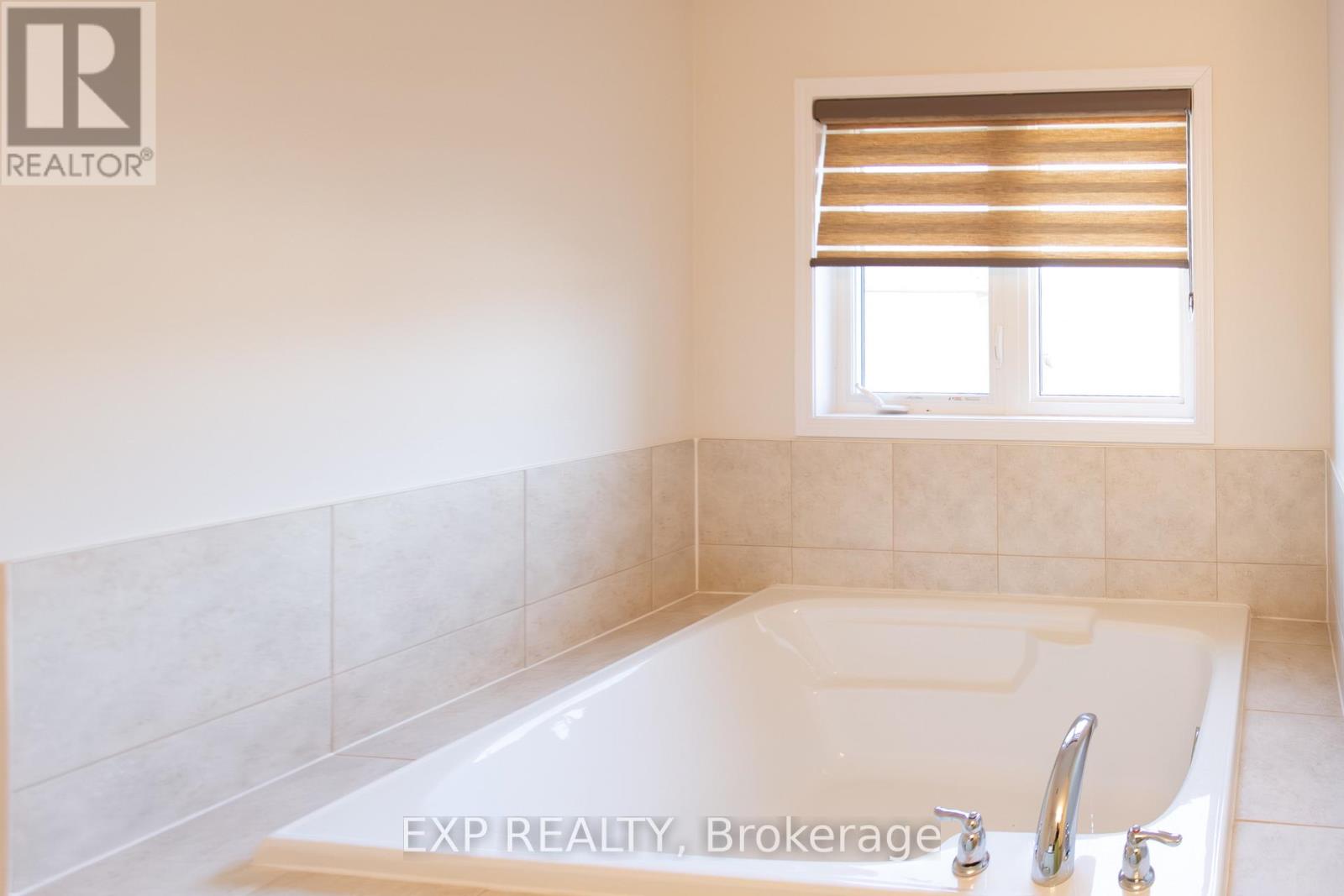 Photo 28 of 8005 Odell Crescent, Niagara Falls ON