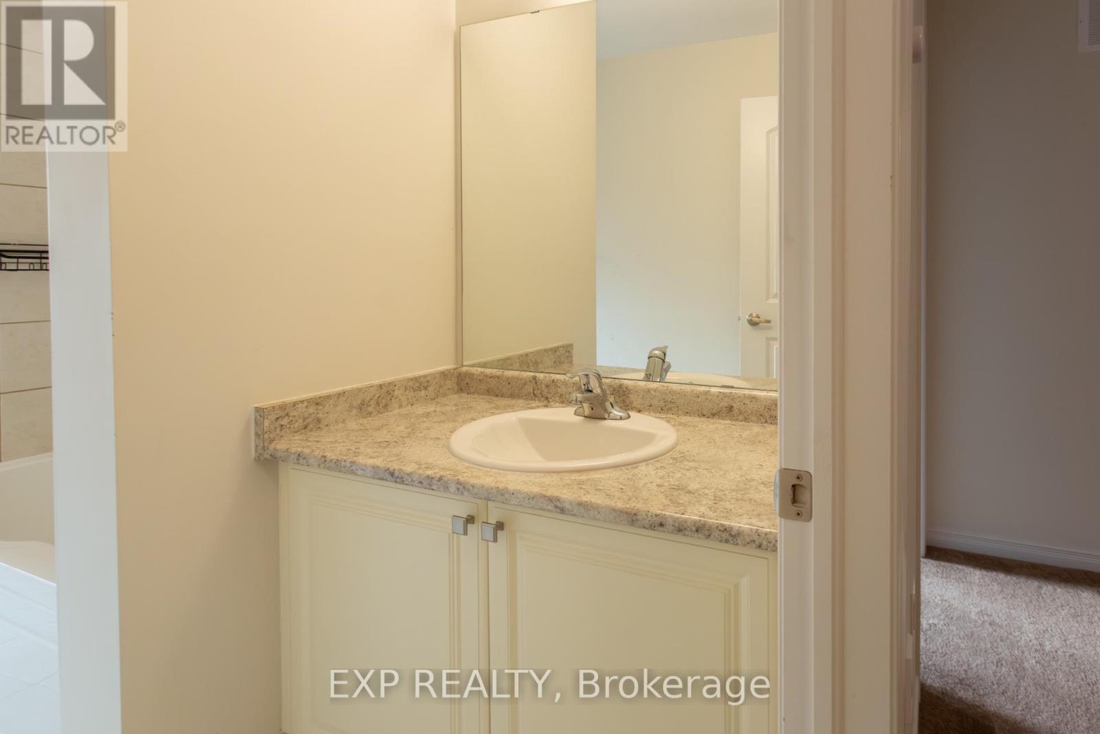 Photo 33 of 8005 Odell Crescent, Niagara Falls ON