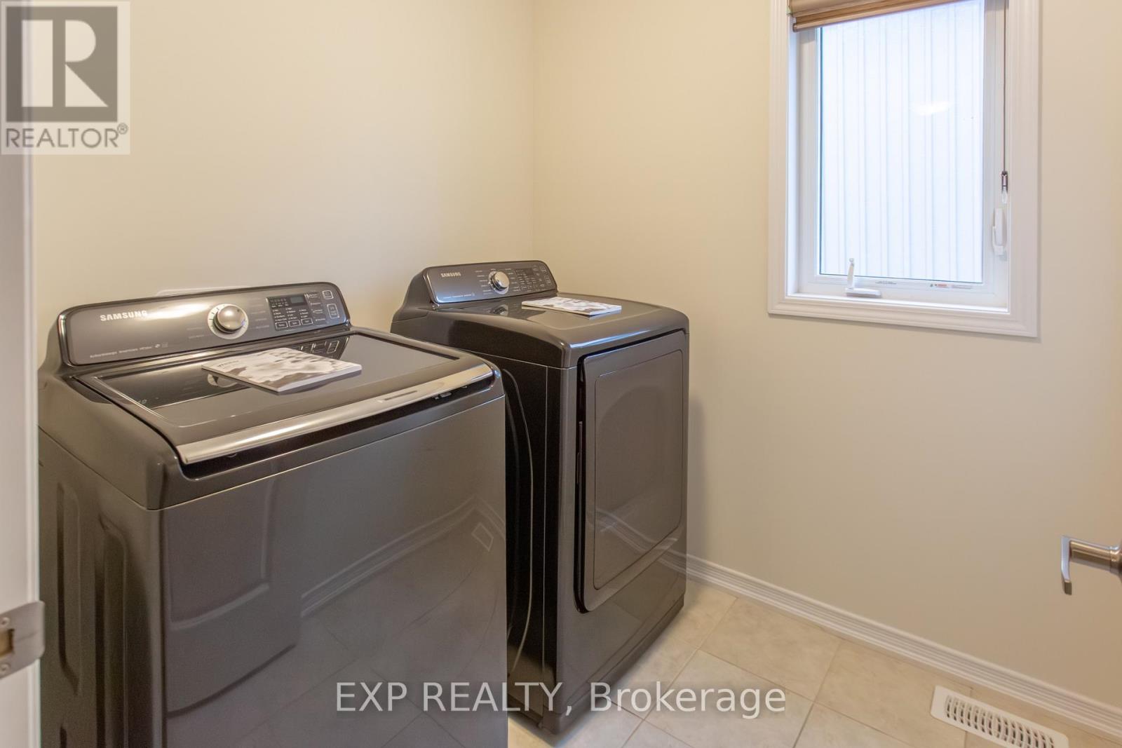 Photo 38 of 8005 Odell Crescent, Niagara Falls ON