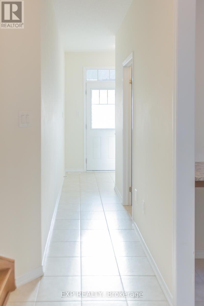 Photo 5 of 8005 Odell Crescent, Niagara Falls ON