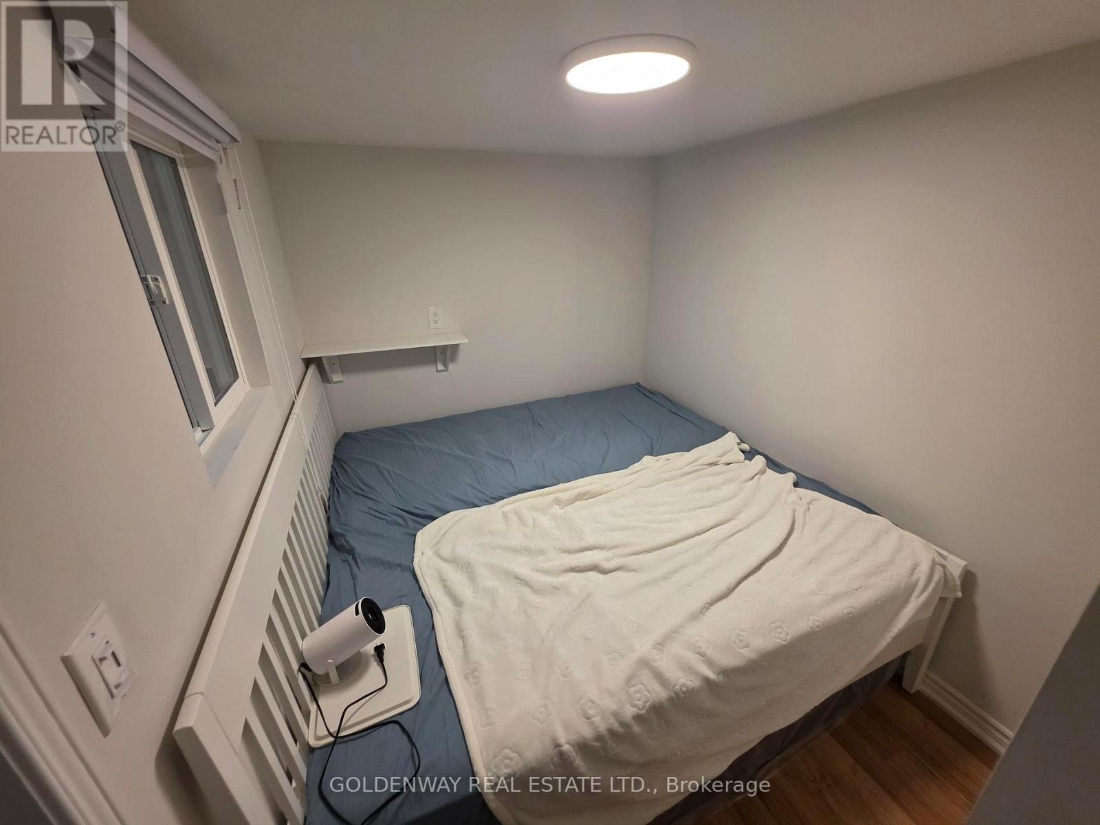Photo 27 of 129 Major Buttons Drive, Markham ON