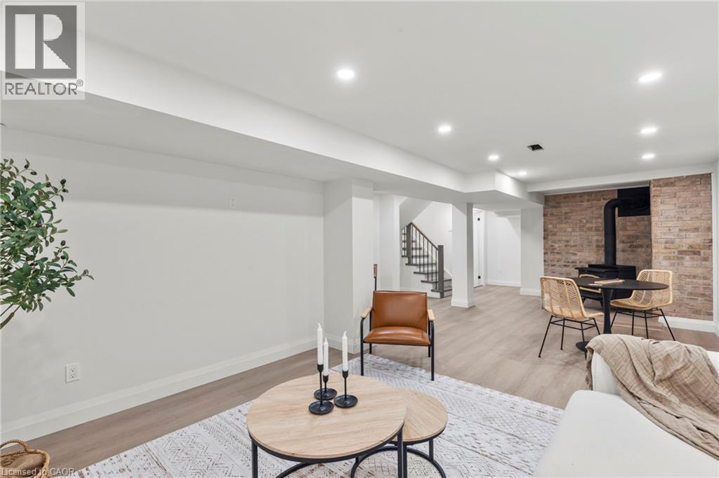 Photo 31 of 36 Spring Garden Boulevard, St Catharines ON