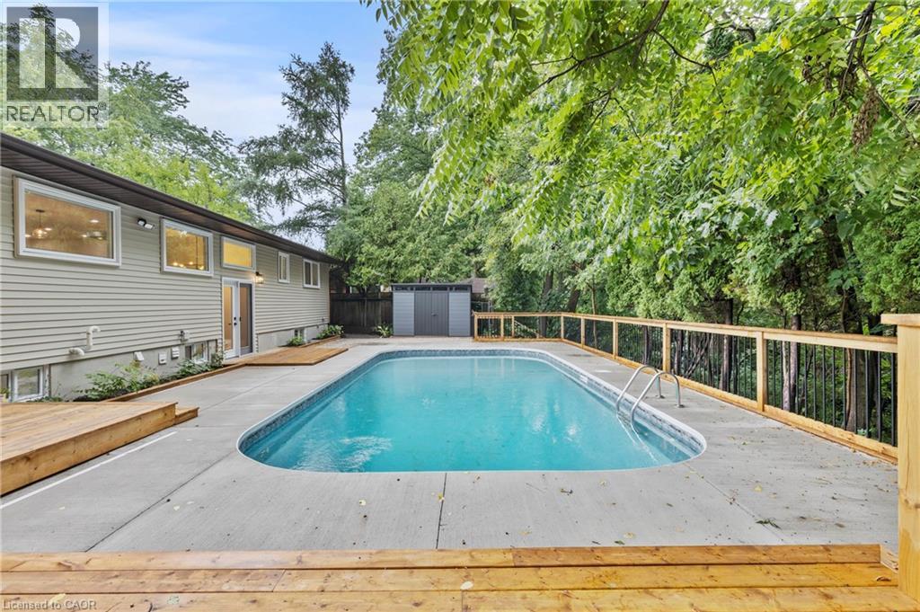 Photo 35 of 36 Spring Garden Boulevard, St Catharines ON