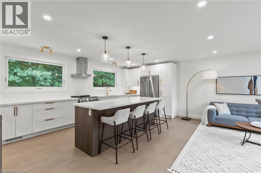 Photo 12 of 36 Spring Garden Boulevard, St Catharines ON