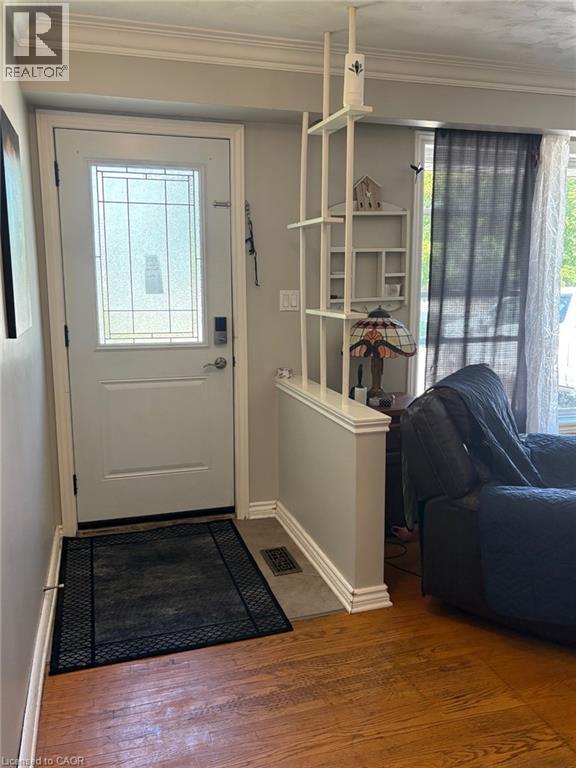 Photo 5 of 723 Glancaster Road, Hamilton ON