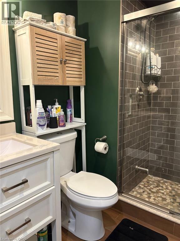 Photo 31 of 723 Glancaster Road, Hamilton ON
