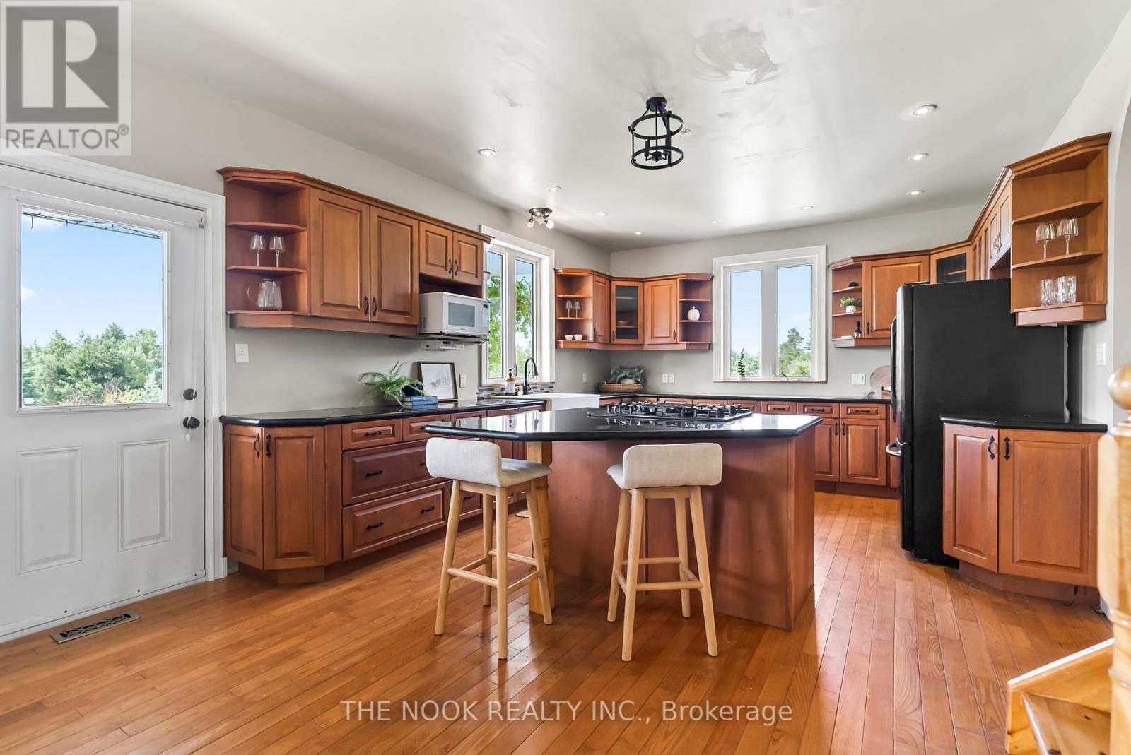 Photo 6 of 1945 Shirley Road E, Scugog ON