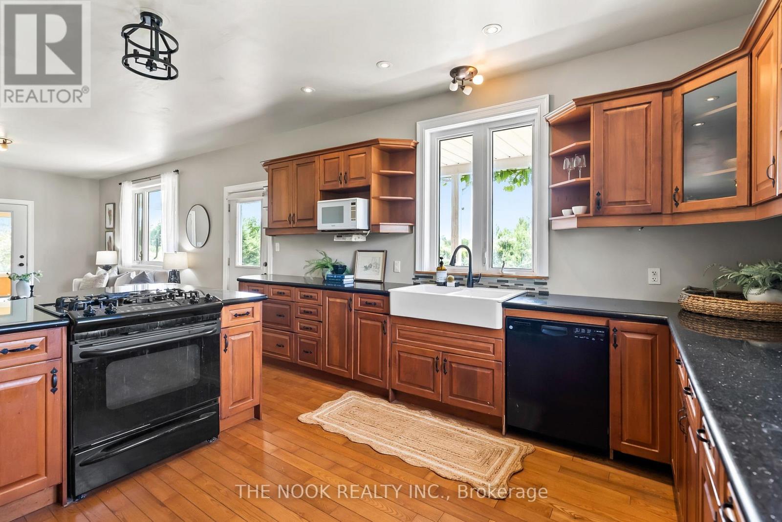Photo 8 of 1945 Shirley Road E, Scugog ON