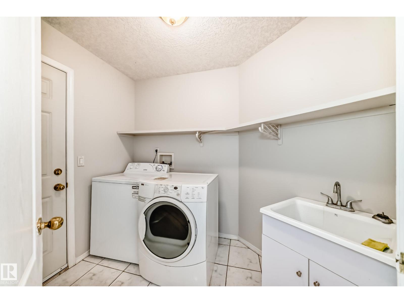 Single Family House for Sale in   ST NW Edmonton 