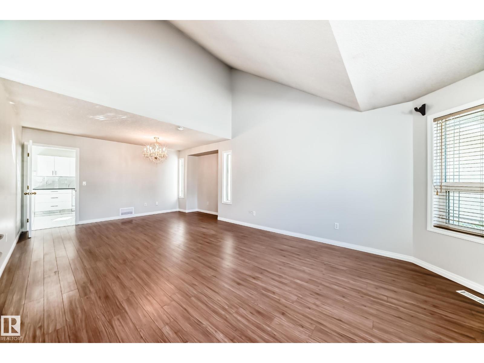Single Family House for Sale in   ST NW Edmonton 