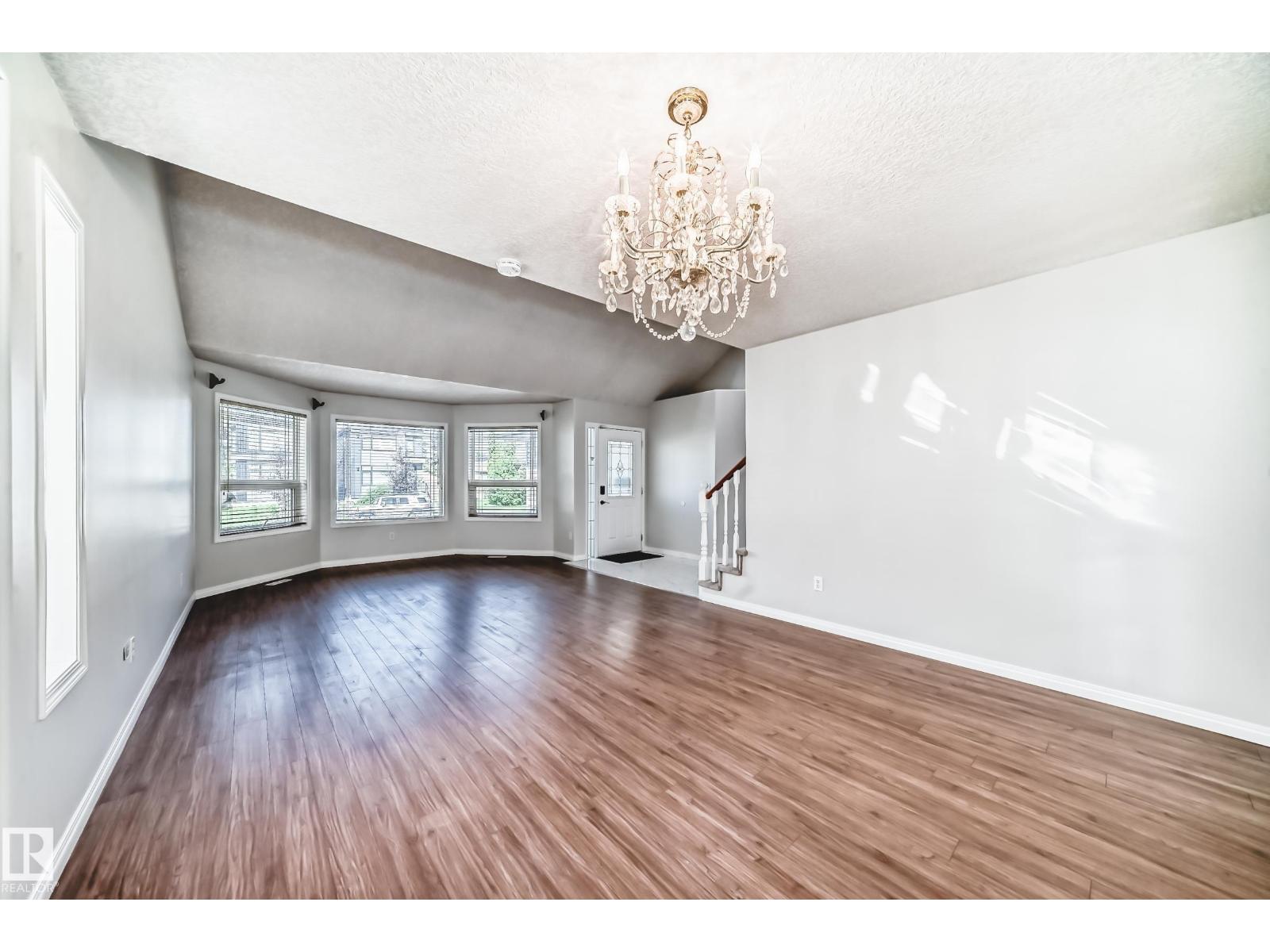 Single Family House for Sale in   ST NW Edmonton 