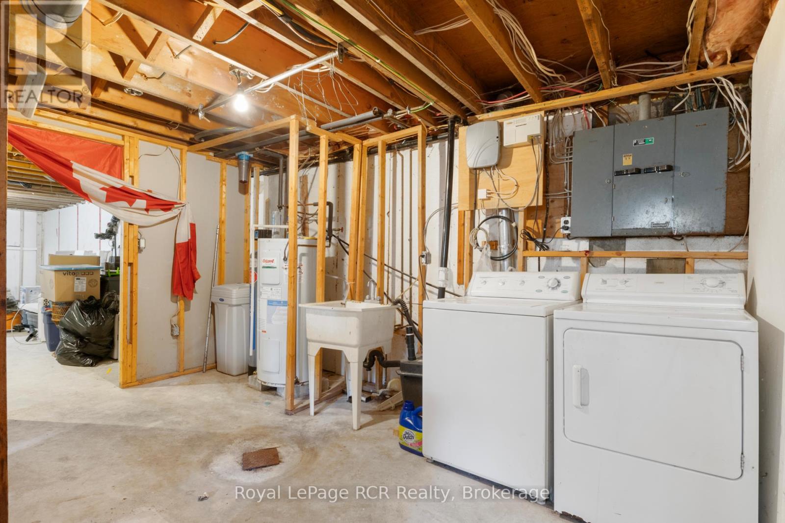 Photo 27 of 141 North Water Street W, Wellington North ON