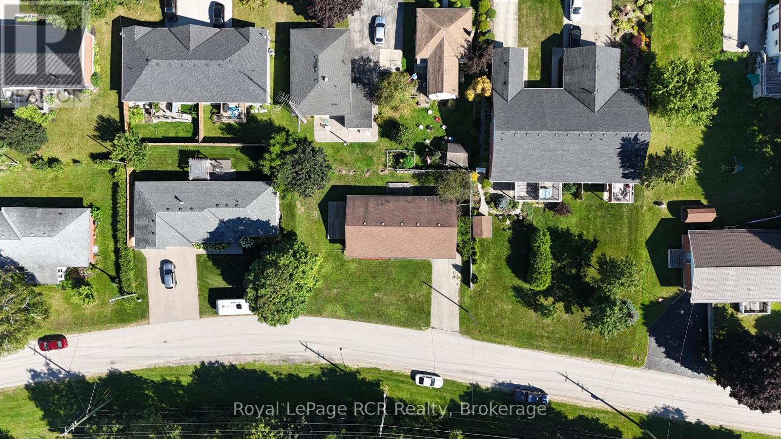 Photo 35 of 141 North Water Street W, Wellington North ON